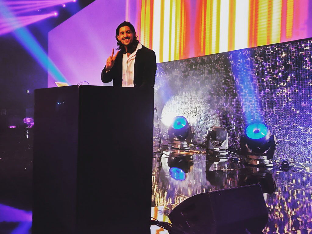 DJ SR on stage at the SRS (SPAR) gala awards night